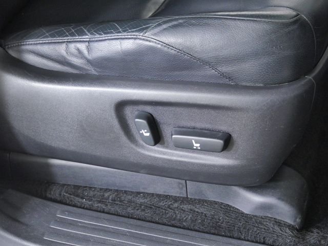 Used 2013 White Toyota Limited image 14