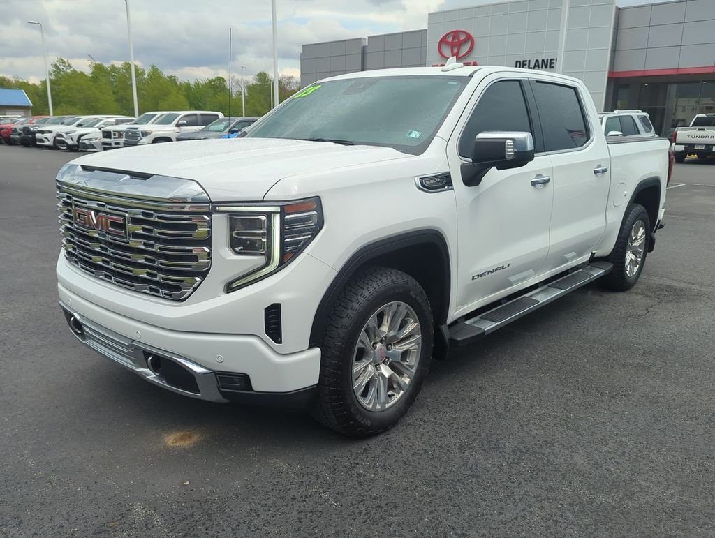 Used 2023 White GMC Denali image 4