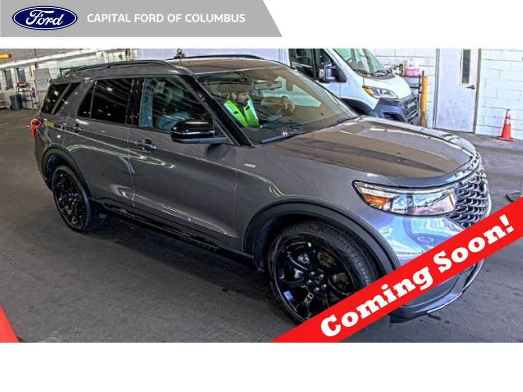 2022 Ford Explorer ST-LINE 4WD's photo