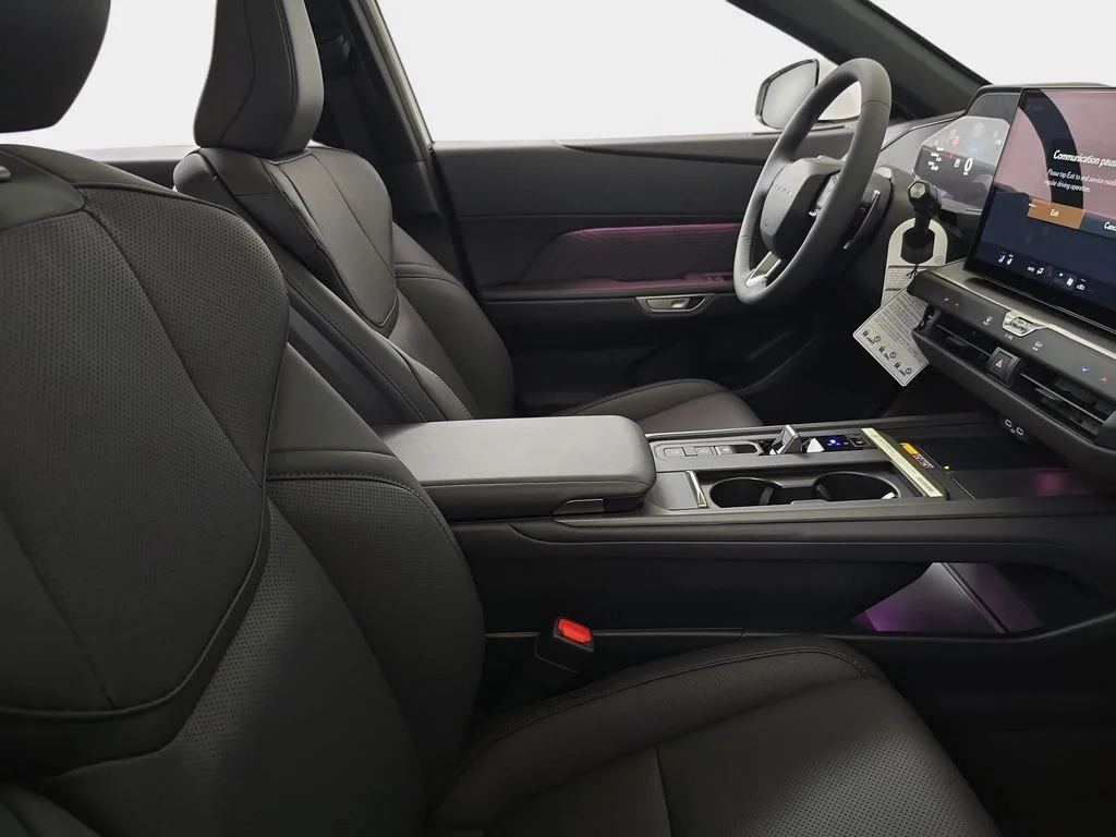 New 2026 Ultra White Lexus PREMIUM AWD image 9