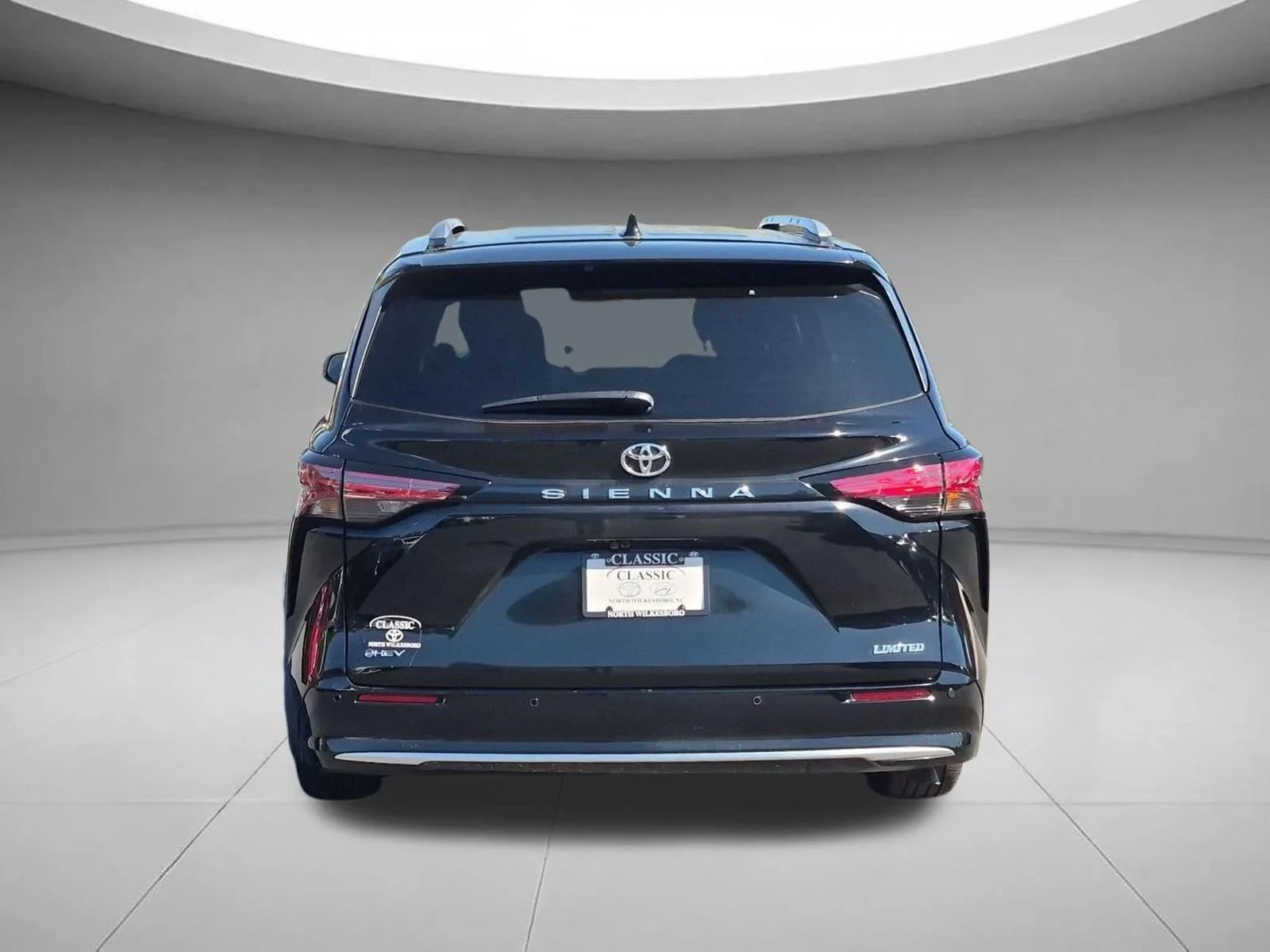 Used 2026 Midnight Black Met TOYOTA  image 4
