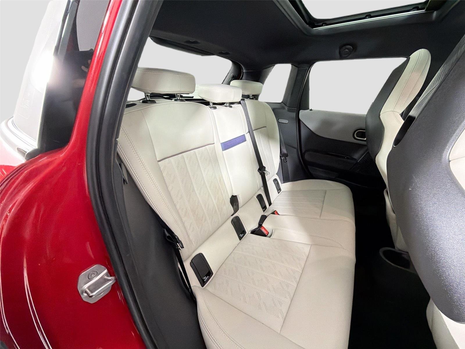 Used 2025 Chili Red II MINI Cooper S image 26