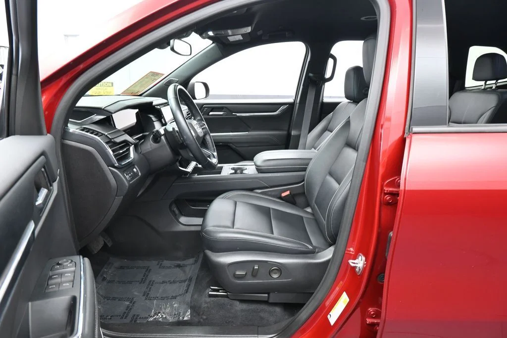 Used 2024 Volcanic Red Tintcoat GMC Elevation image 10