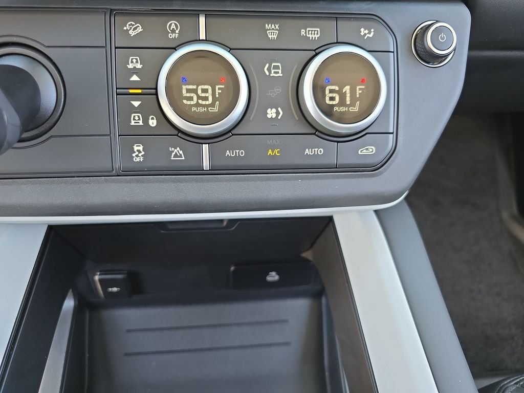 New 2026 Carpathian Grey Land Rover S image 25