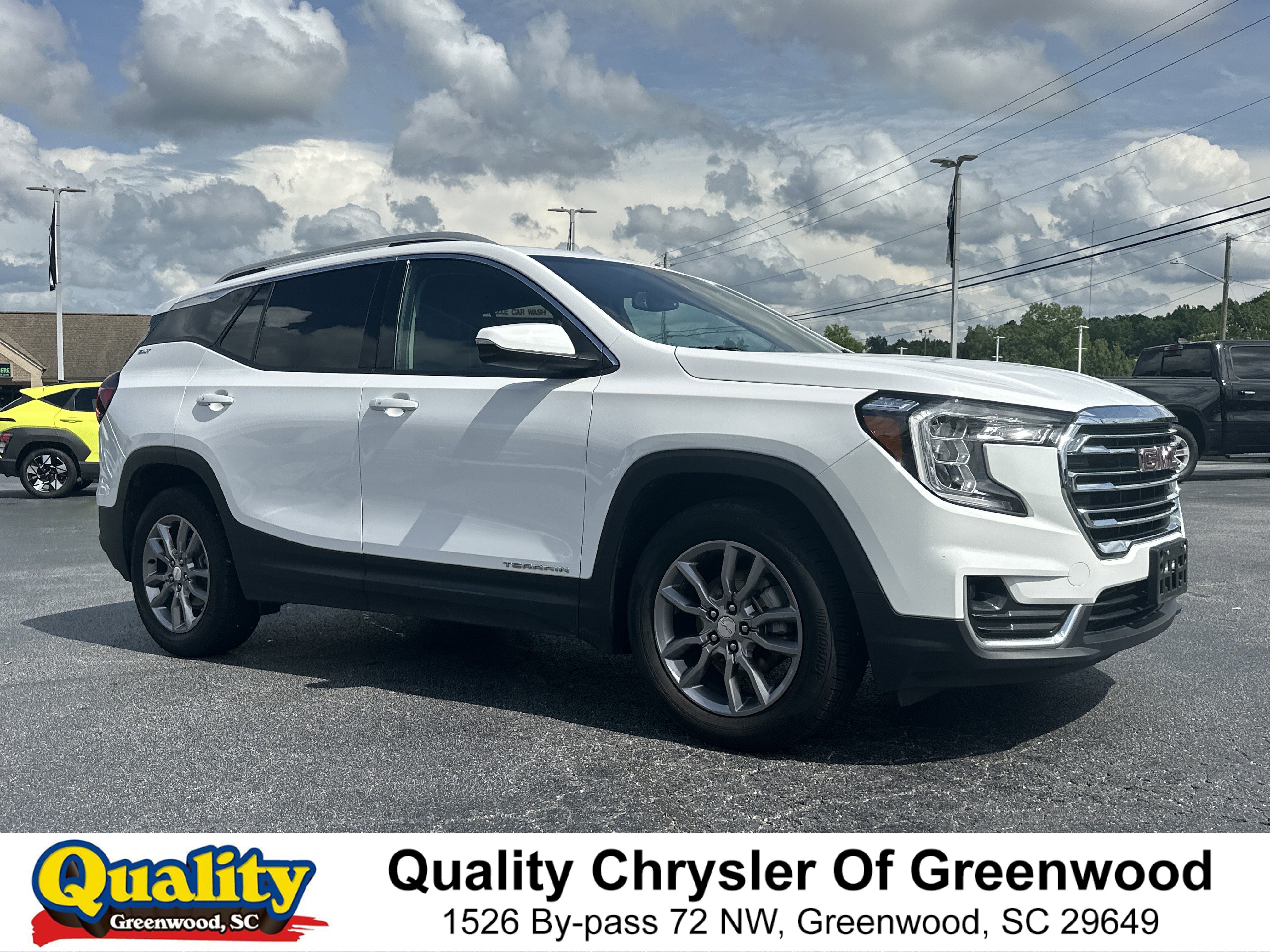 2024 GMC Terrain SLT FWD's photo