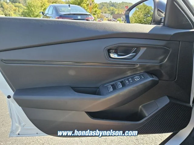 2025 Honda Accord SE - Photo 16