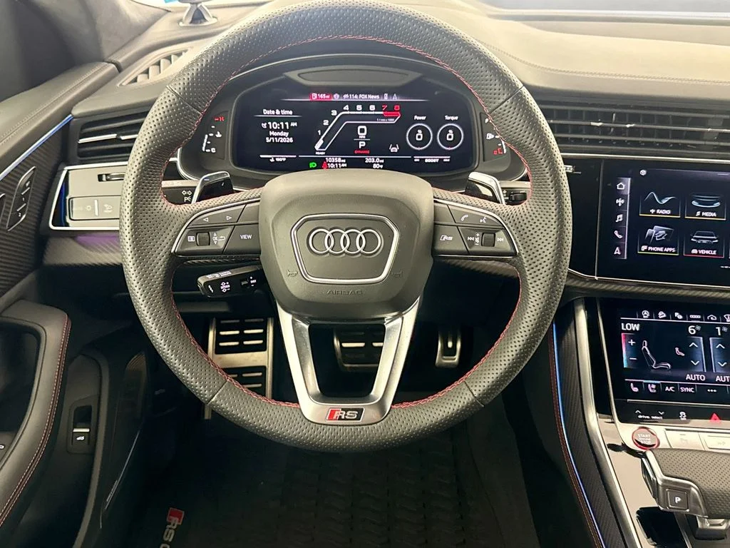 Used 2024  Audi 4.0T image 11