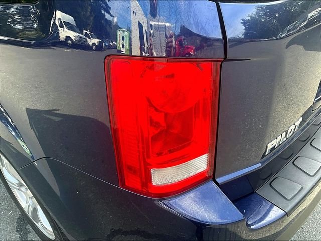 Used 2014 Blue Honda EX image 33