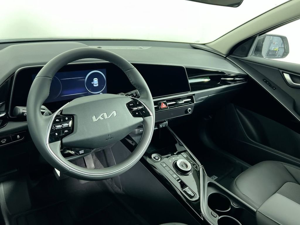 New 2026 Interstellar Gray Kia WIND image 24
