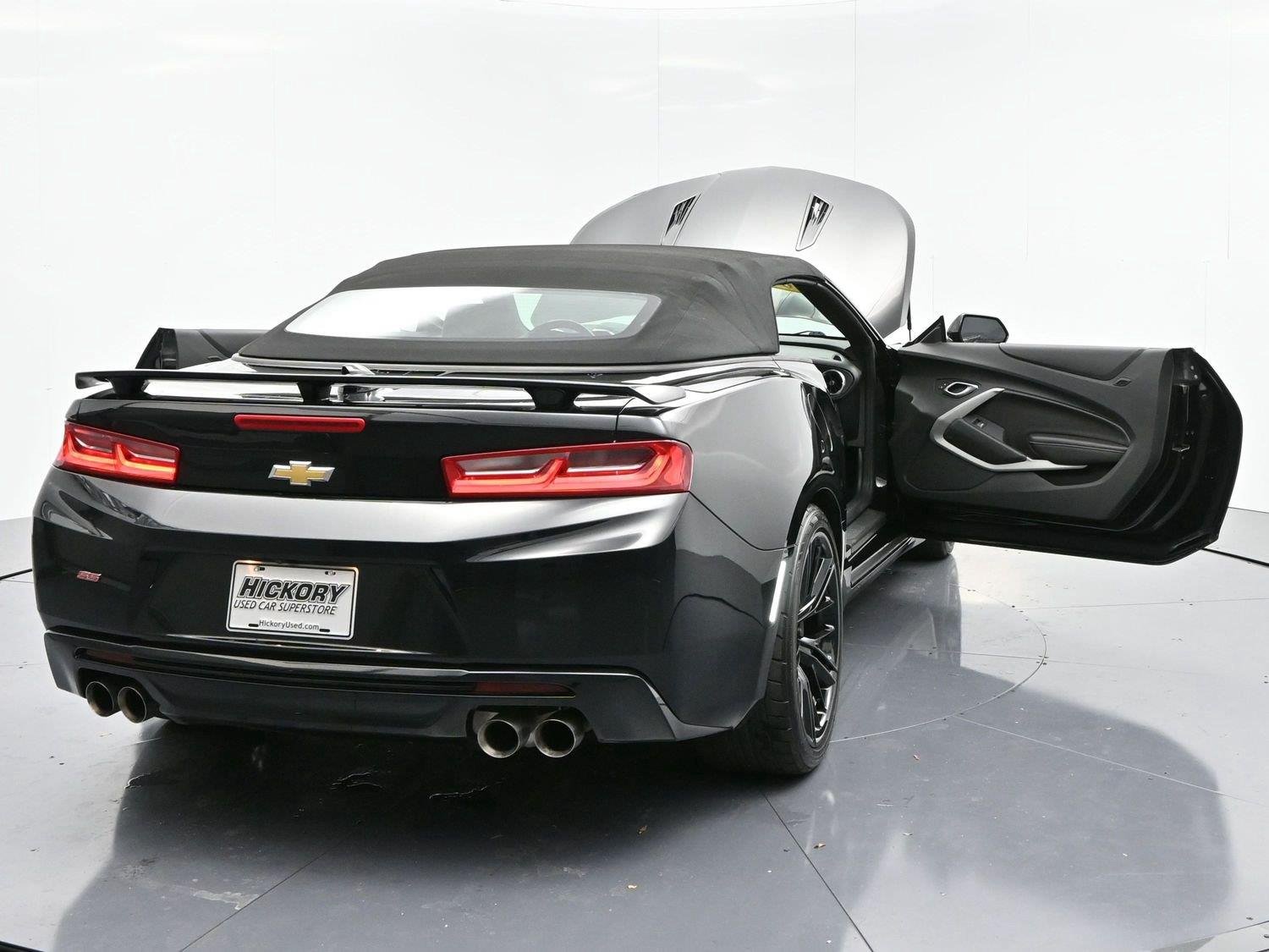 Used 2018 Black Chevrolet 1SS image 42