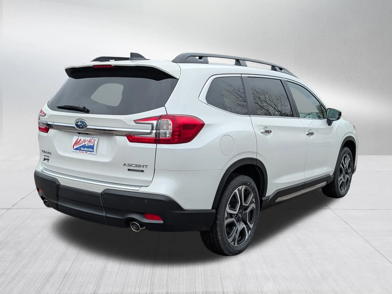 New 2026 CRYSTAL WHITE PEARL Subaru Touring 7-Passenger image 4