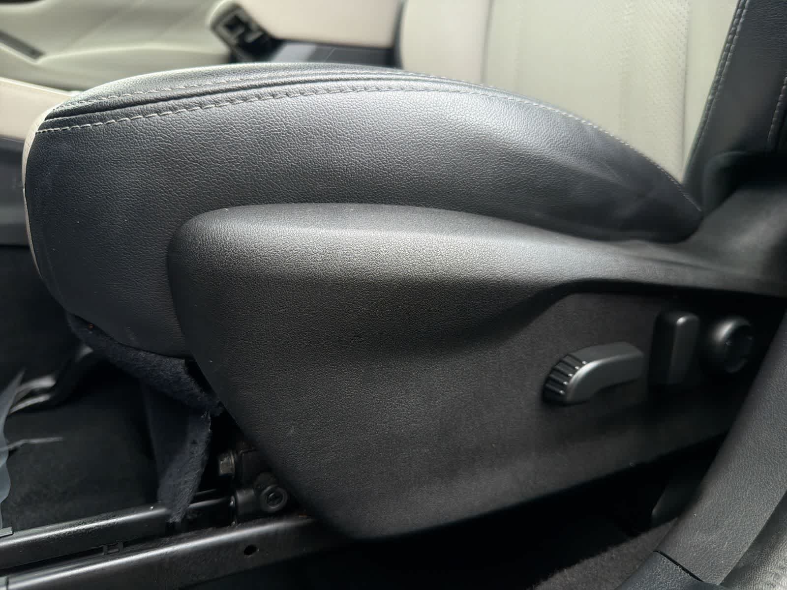 Used 2019 Crystal Black Silica Subaru Limited image 18