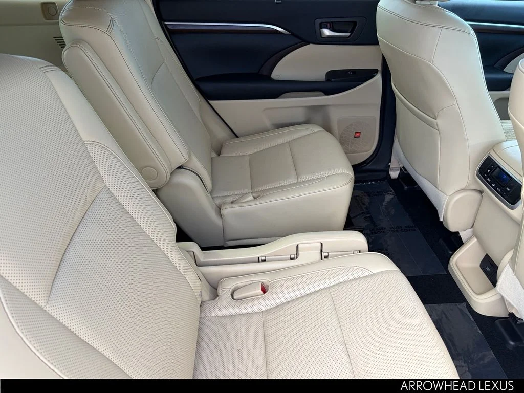 Used 2016 White Toyota Limited image 12