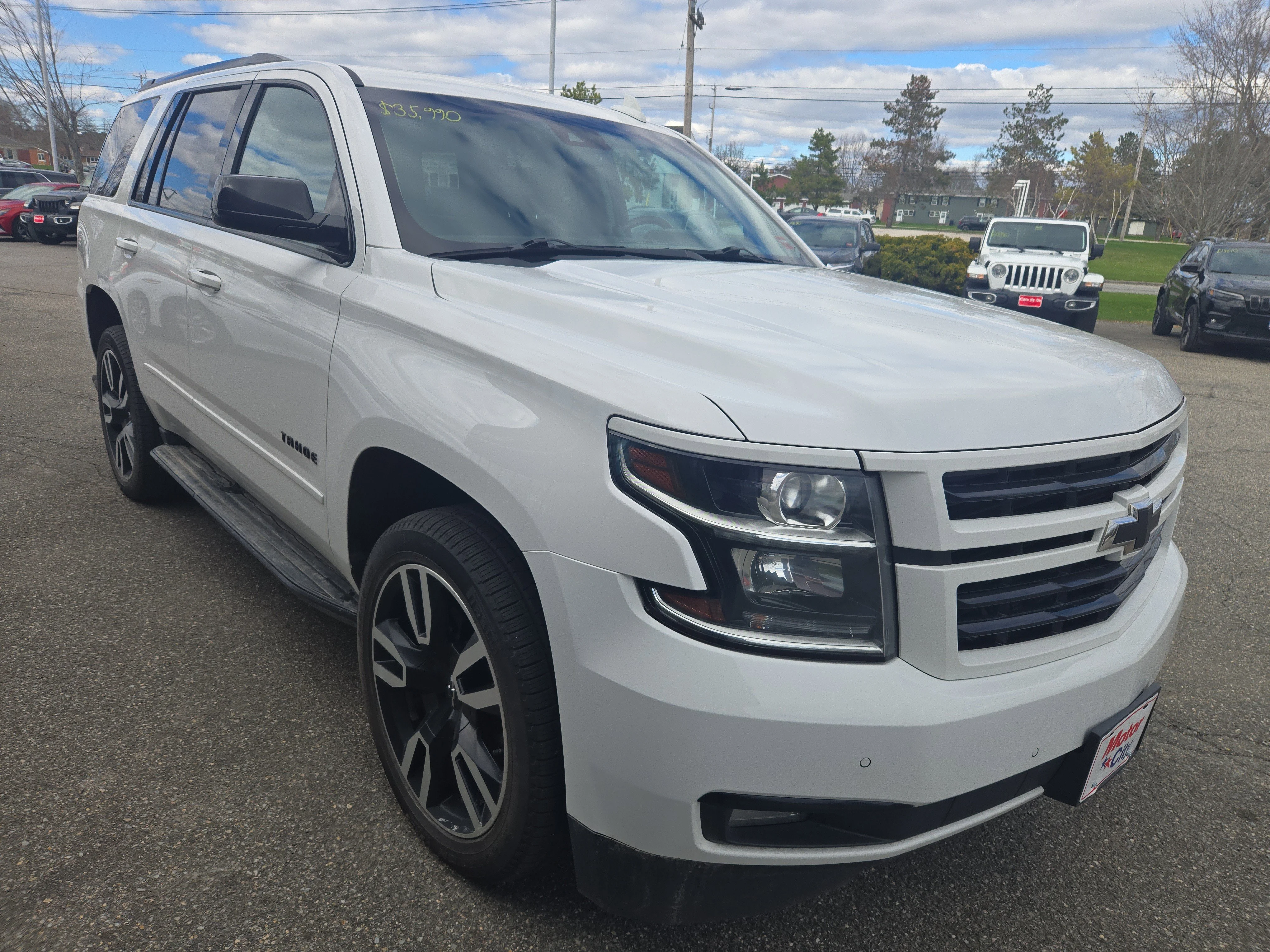 Used 2019 Summit White Chevrolet Premier image 4