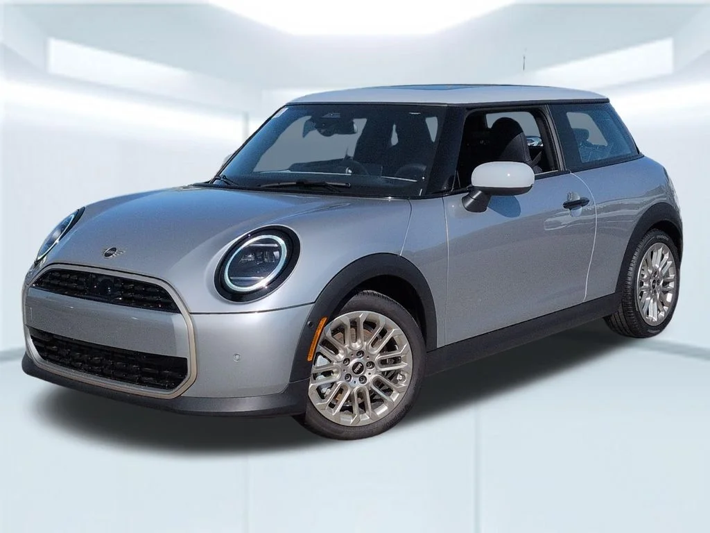 2026 MINI Hardtop's photo