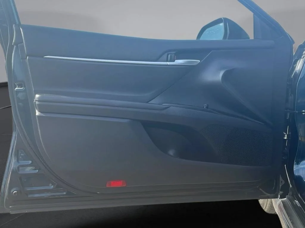 2024 Toyota Camry SE - Photo 11