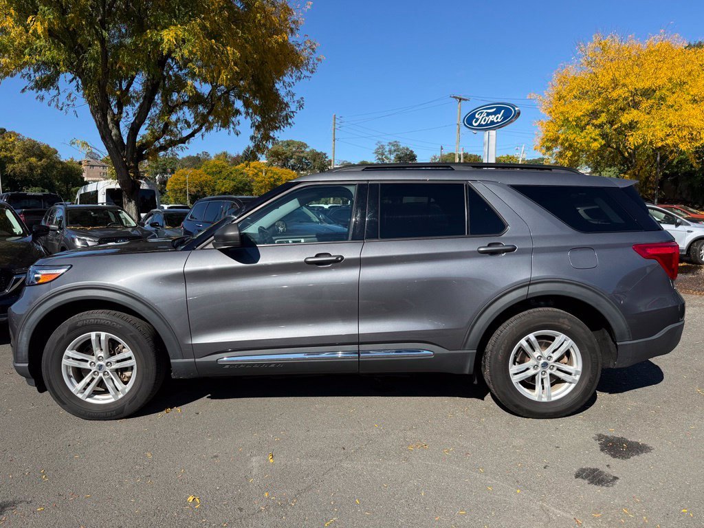 Used 2022 Carbonized Gray Metallic Ford XLT image 9