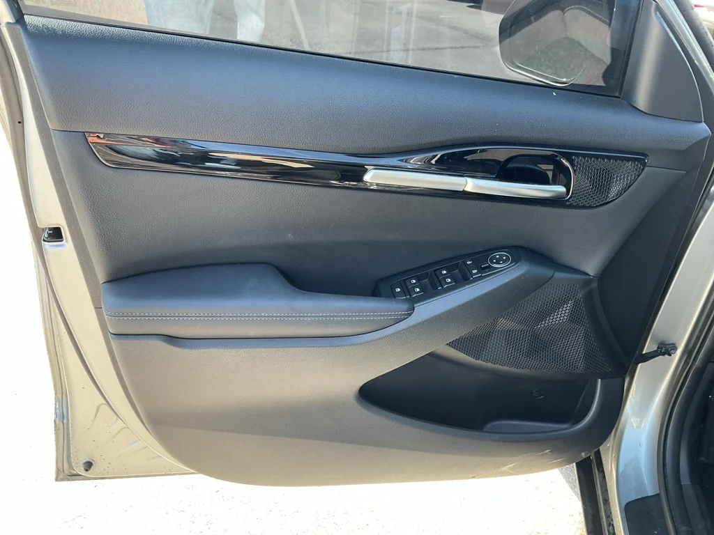 Certified Used 2024 Steel Gray Kia S image 19