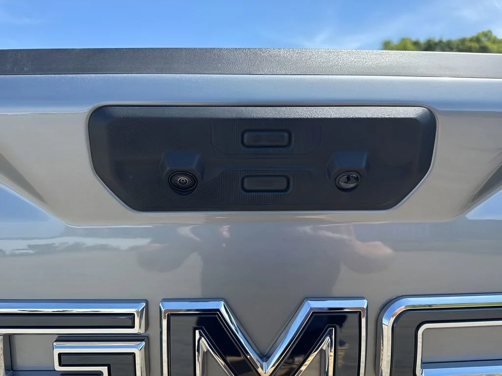Used 2025 Sterling Metallic GMC Denali Ultimate image 37