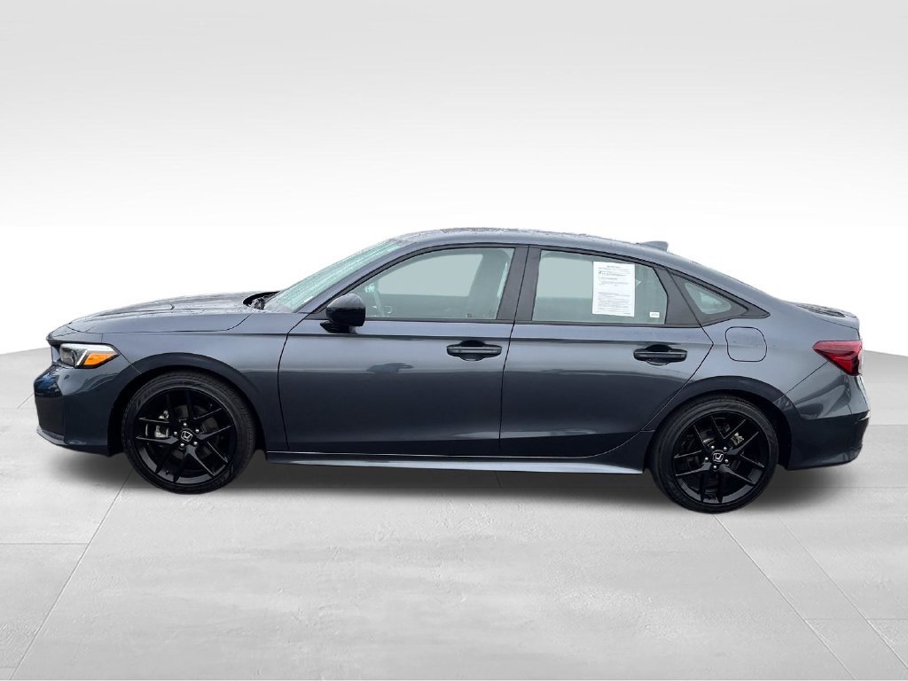 Used 2025 Gray Honda Sport Touring image 2
