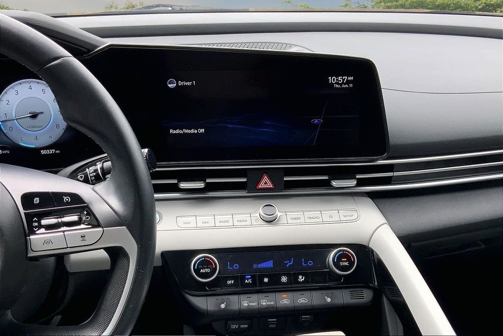 Used 2022 Blue Hyundai Limited image 9