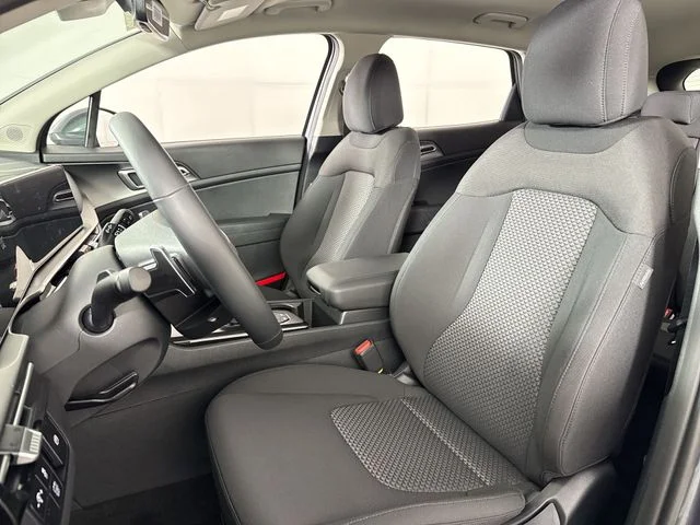 New 2027 Gravity Gray Kia LX image 11