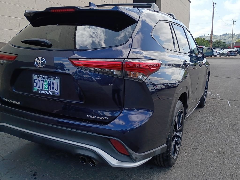 Used 2021 Blueprint Toyota XSE image 5