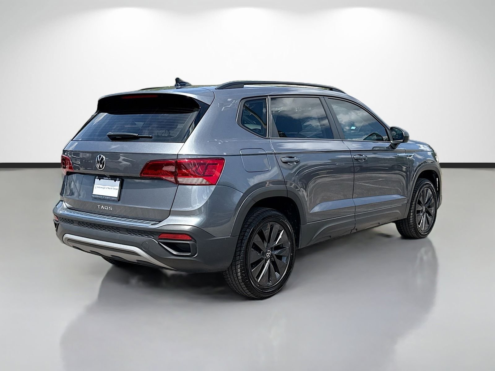 Used 2023 Gray Volkswagen 1.5T S image 3