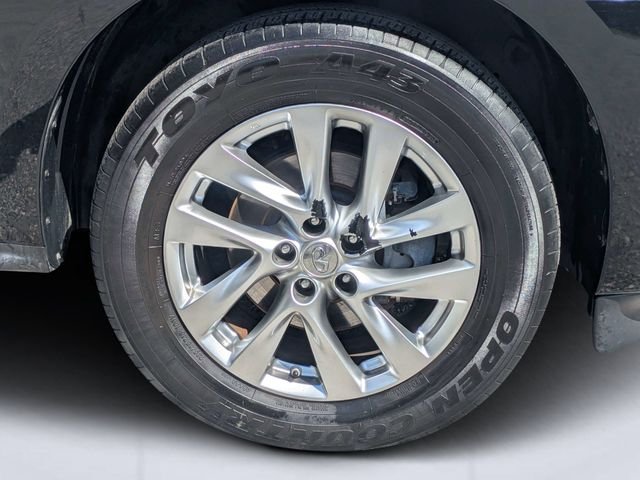 Used 2013 Black INFINITI Base image 11