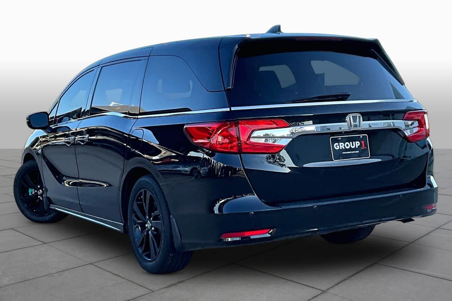 Used 2018 Crystal Black Pearl Honda Elite image 10
