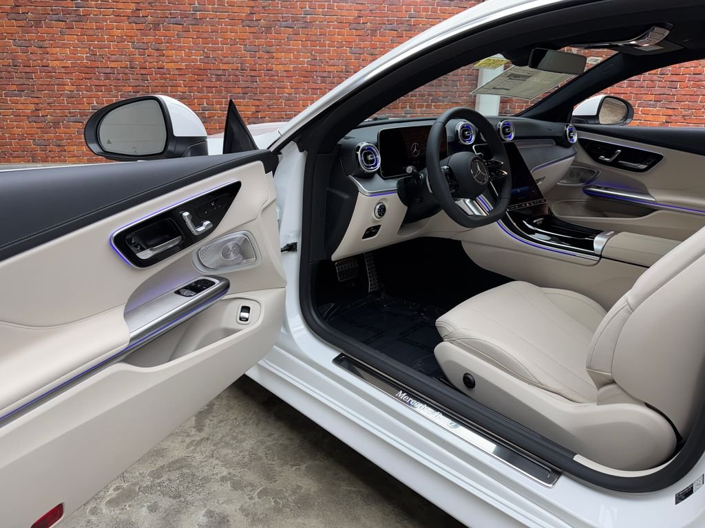 New 2026 White Mercedes-Benz CLE 450 image 8
