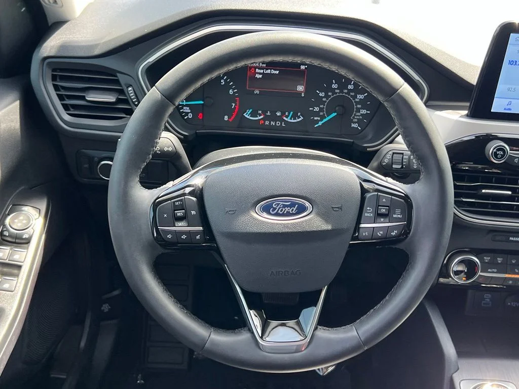 Certified Used 2022 Black Metallic Ford SE image 21