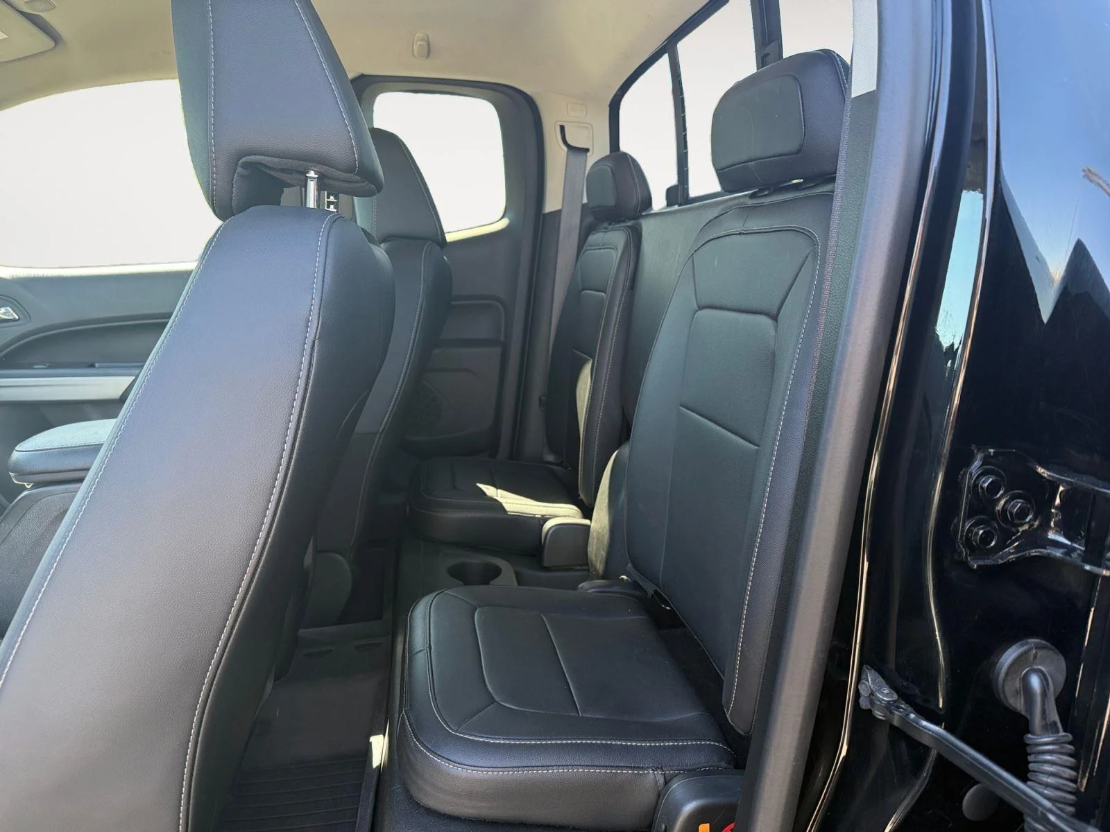 Used 2022 Black Chevrolet 4WD ZR2 image 20