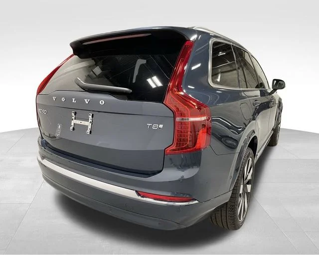 2025 Volvo XC90 Plus - Photo 10