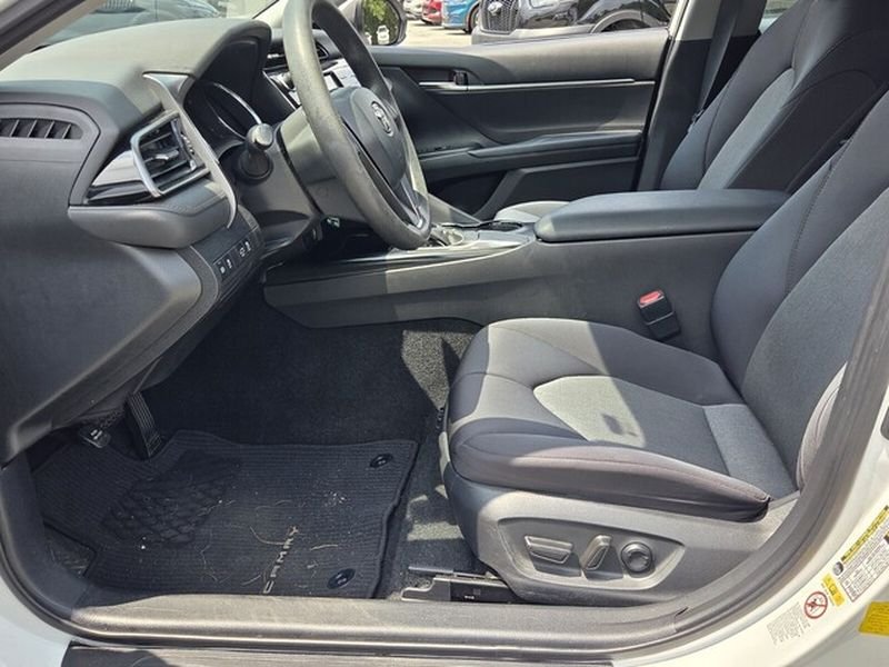 Used 2019 Super White Toyota LE image 6