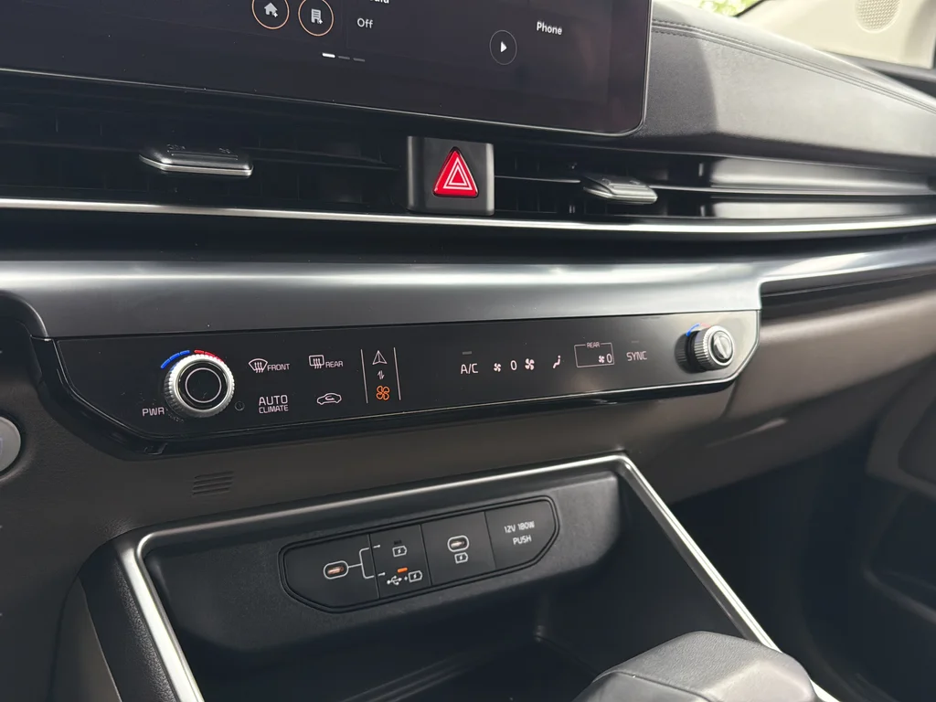 Certified Used 2025 Deep Chroma Blue Kia LXS image 22