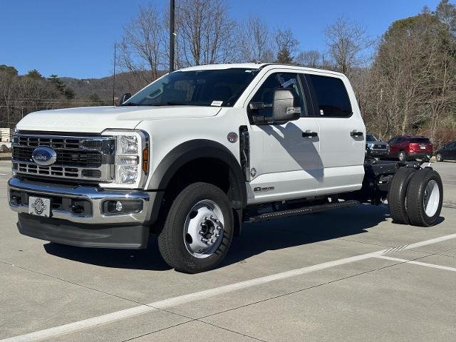 2025 Ford F-550 Super Duty Chassis Cab XL - Photo 16
