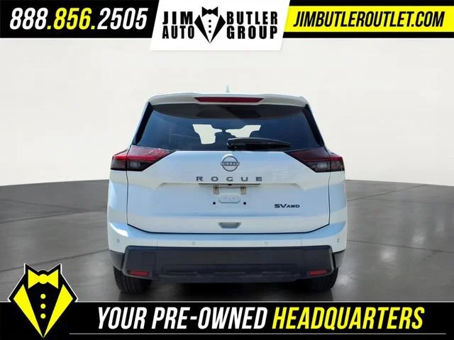 Used 2024  Nissan SV image 23