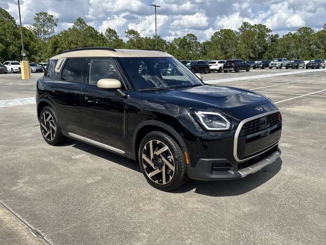 2027 MINI Countryman Iconic