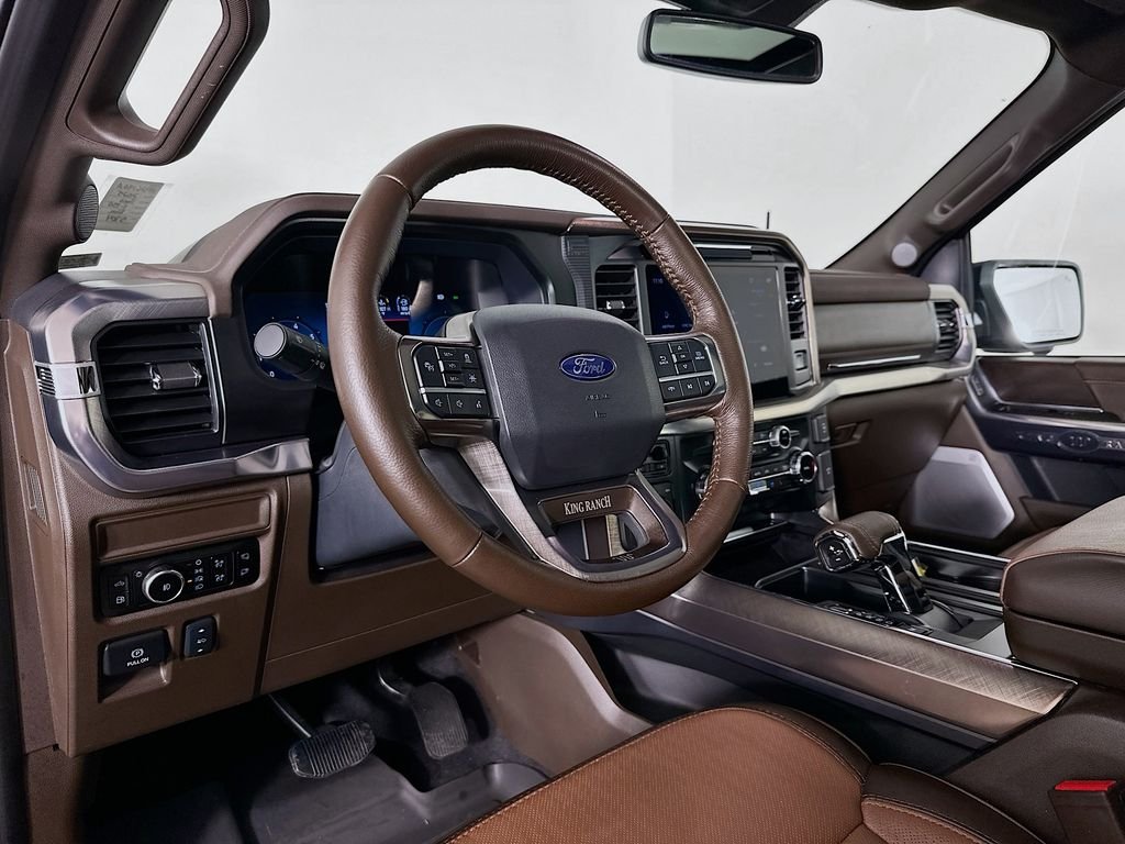 Used 2025 Antimatter Blue Metallic Ford King Ranch image 9