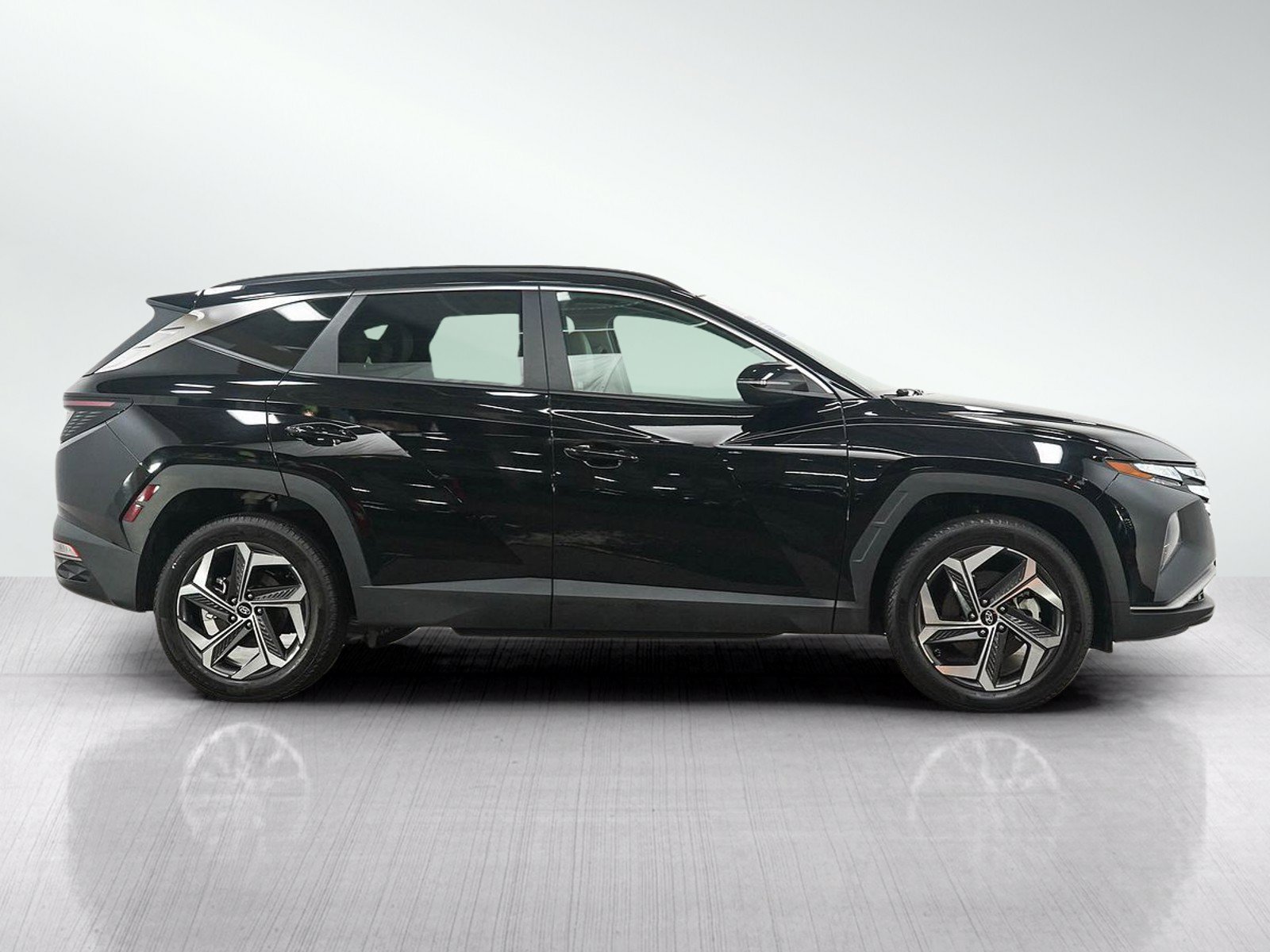 Used 2024 Black Pearl Hyundai SEL AWD *Ltd Avail* image 7