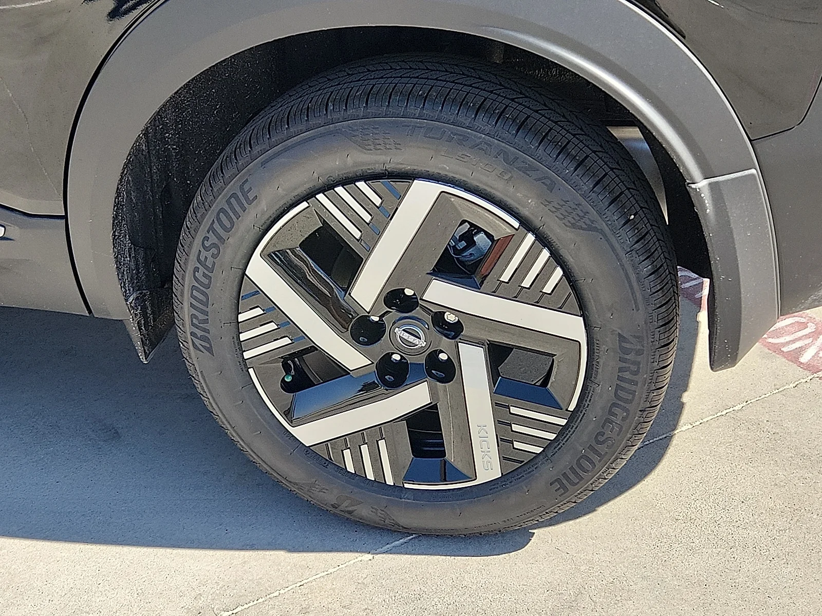 New 2026 KH3 Super Blac Nissan SV Front-Wheel Drive image 7