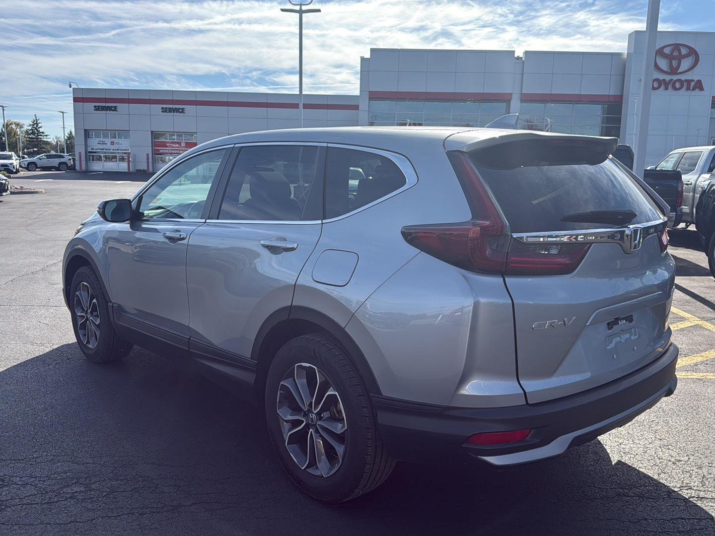 Used 2021 Lunar Silver Metallic Honda EX image 5