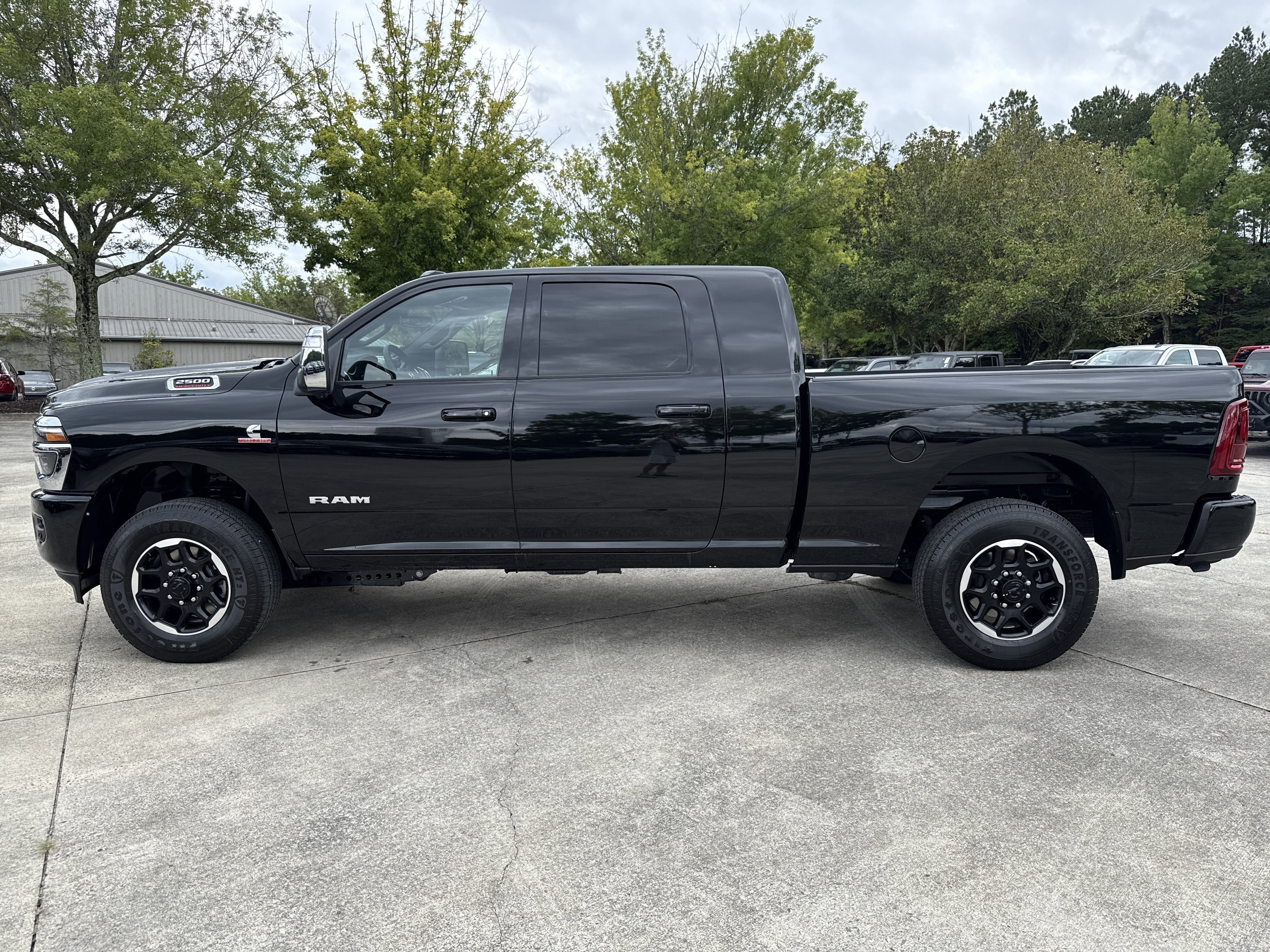New 2026 Diamond Black Crystal Pearlcoat RAM Laramie image 4