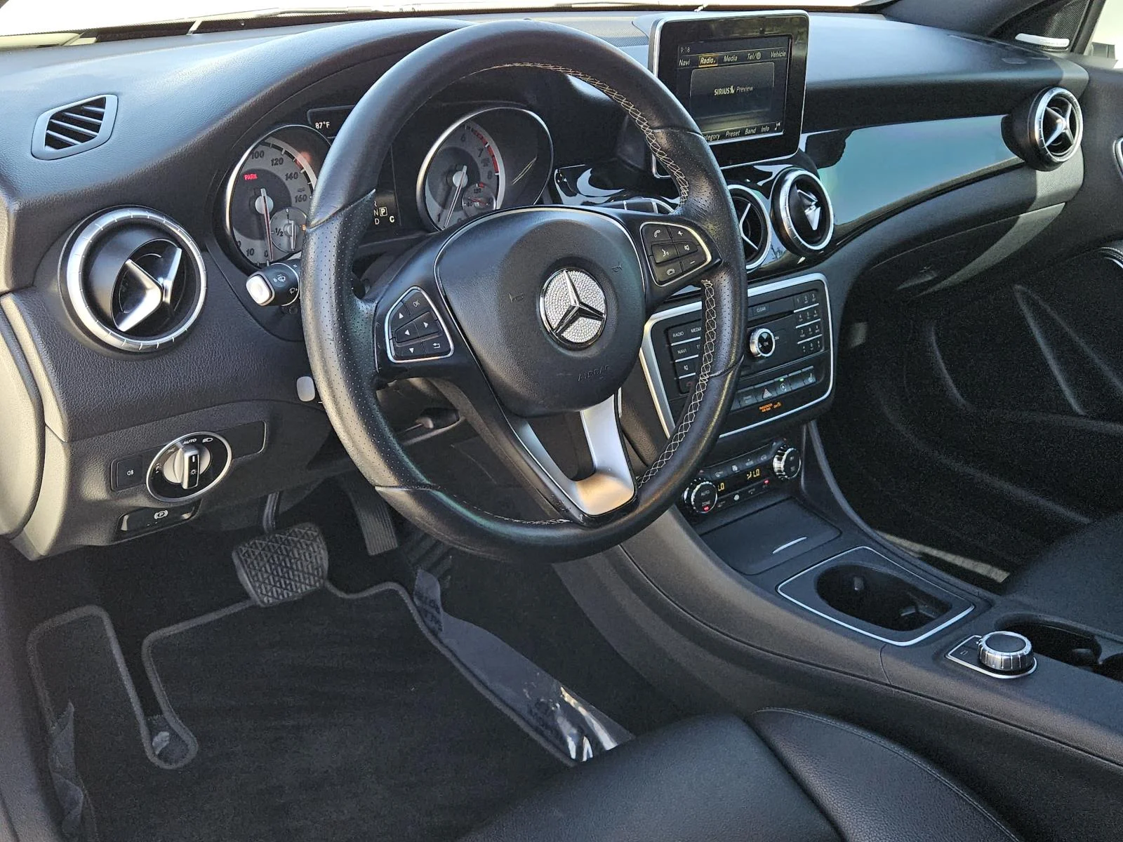 Used 2016 Cirrus White Mercedes-Benz CLA250 Coupe image 23