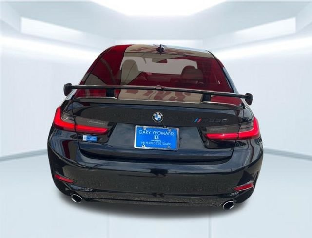 Used 2020 Black BMW 330i image 4