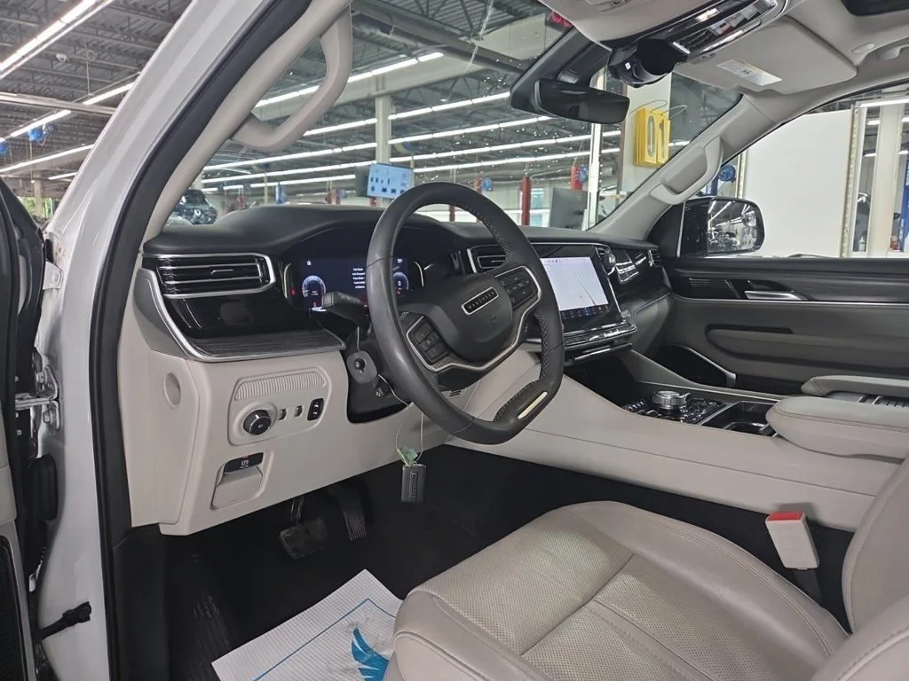 Used 2023 White Jeep Series III image 7