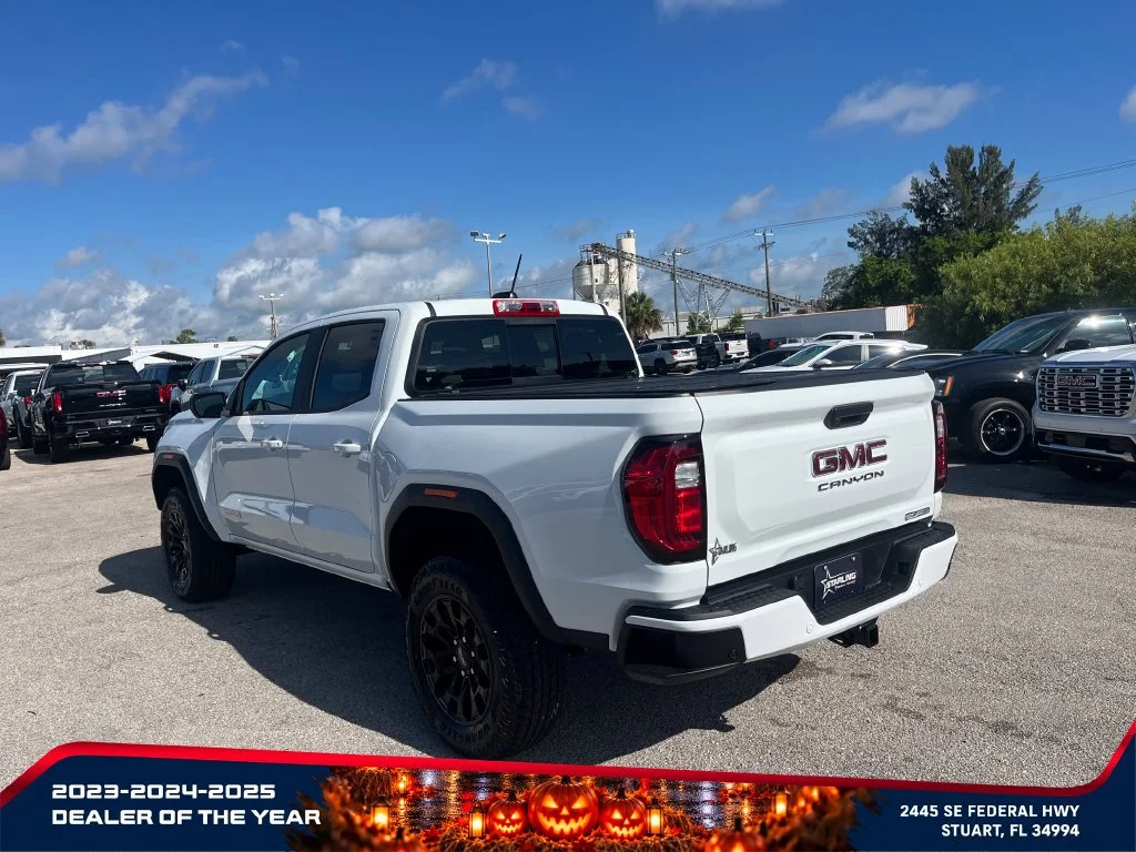 New 2026 Summit White GMC Elevation image 5