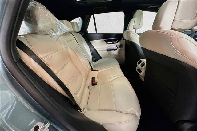 New 2026 Verde Silver Metallic Mercedes-Benz GLC 300 image 55