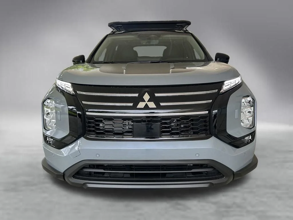 New 2026 Gray Mitsubishi Trail Edition image 14